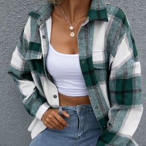 Cozy Green Button up Oversized jacket Shacket Winter